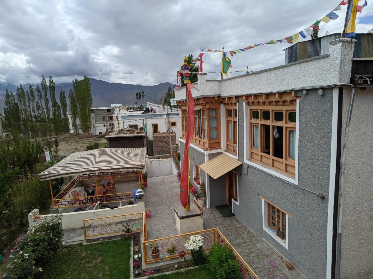 Chandan Guest House 列城 外观 照片